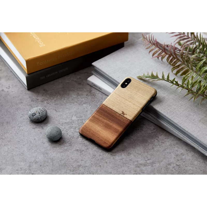 Mehe ja puidu telefoniümbris iPhone XS Max jaoks — must kaitseümbris