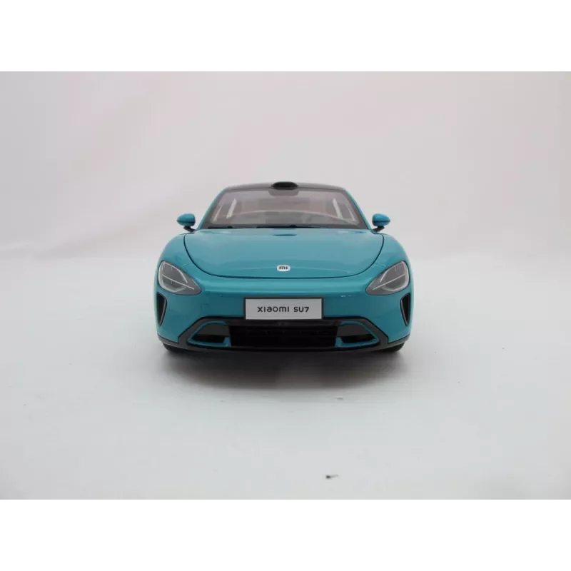 Die-cast 1:18 mõõtkavas mudelauto Xiaomi SU7 — kokkupandud klassikaline auto, 278×108×81,5 mm