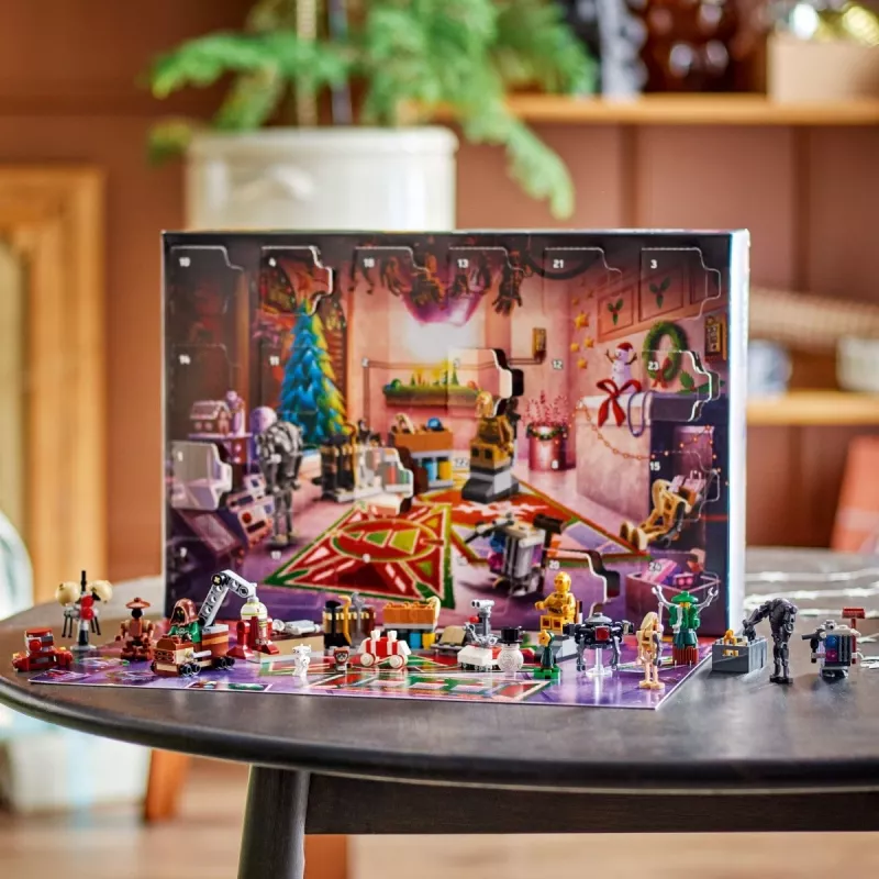 LEGO Star Warsi ehitusmänguasi 2025. aasta advendikalender — komplekt 75418, hooajalised ehitatavad minifiguurid ja mudelid