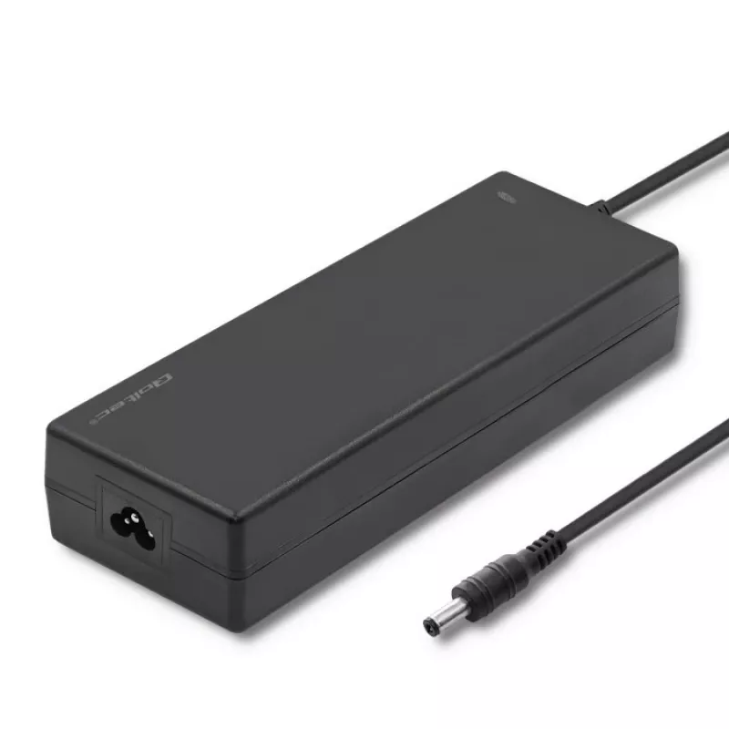 Qoltec 120W lauaarvuti toiteplokk | 12V | 10A | 5.5*2.5 | + toitekaabel