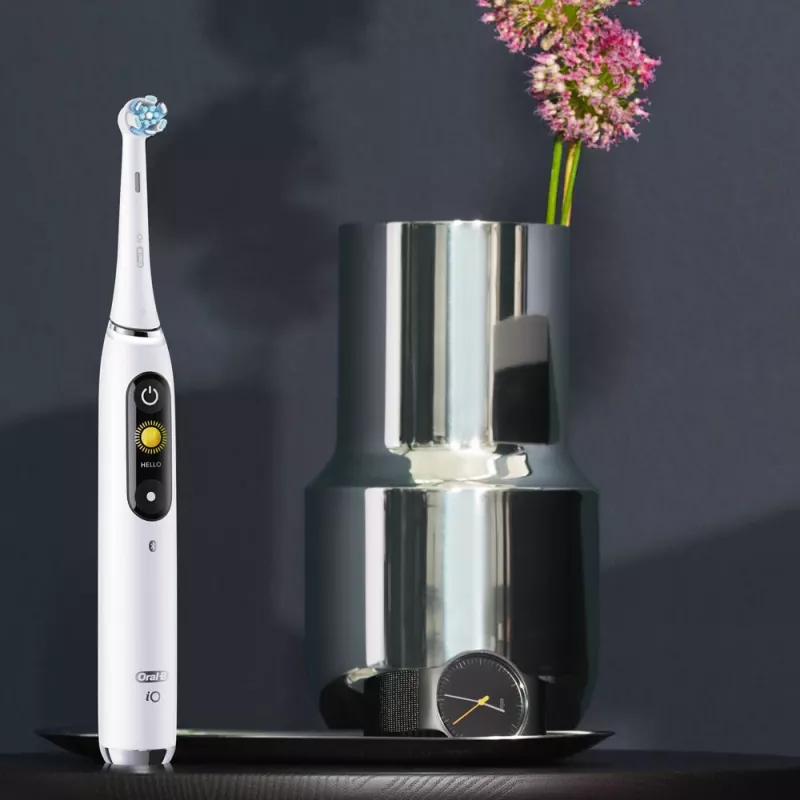 Elektriline hambahari Oral-B iO9 iOM9.1A1.1AD valge