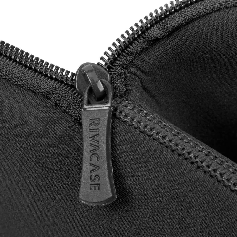 Sleeve case Rivacase 5226B 39,6 cm 15,6 tolli must