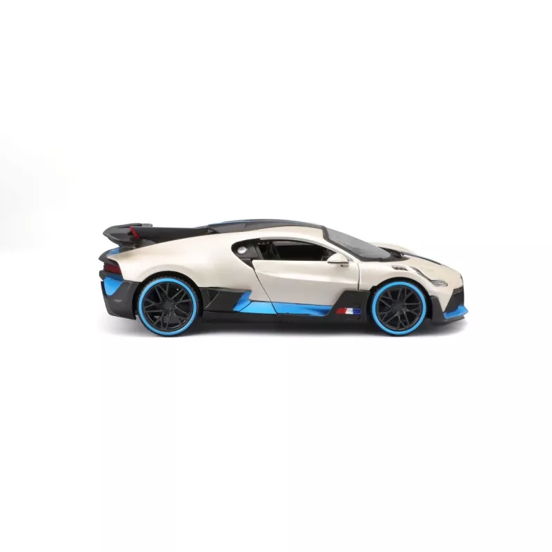 Komposiitmudel Bugatti Divo 1/24 valge