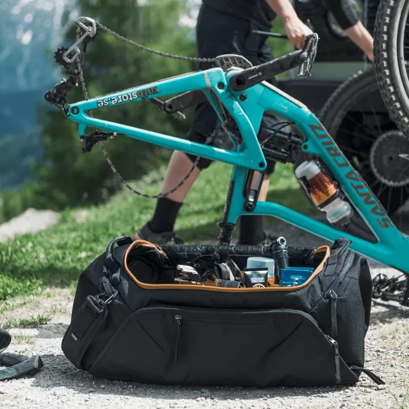 Thule 5172 Roundtrip Bike Duffel 55L Must