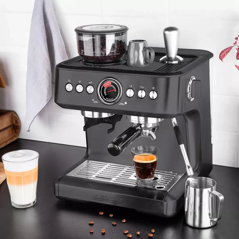 Espressomasin GASTROBACK Design Advanced Urban Duo — täisautomaatne, 2,8 l veepaak, sisseehitatud veski, 250 g ubade mahuti, 3000 W, must