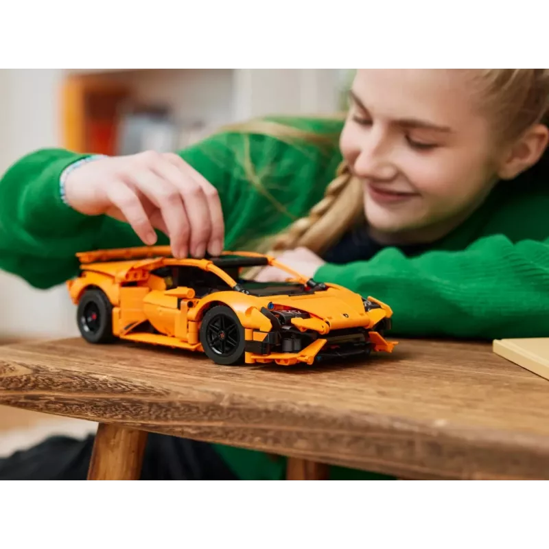 LEGO TECHNIC 42196 Lamborghini Huracán Tecnica oranž