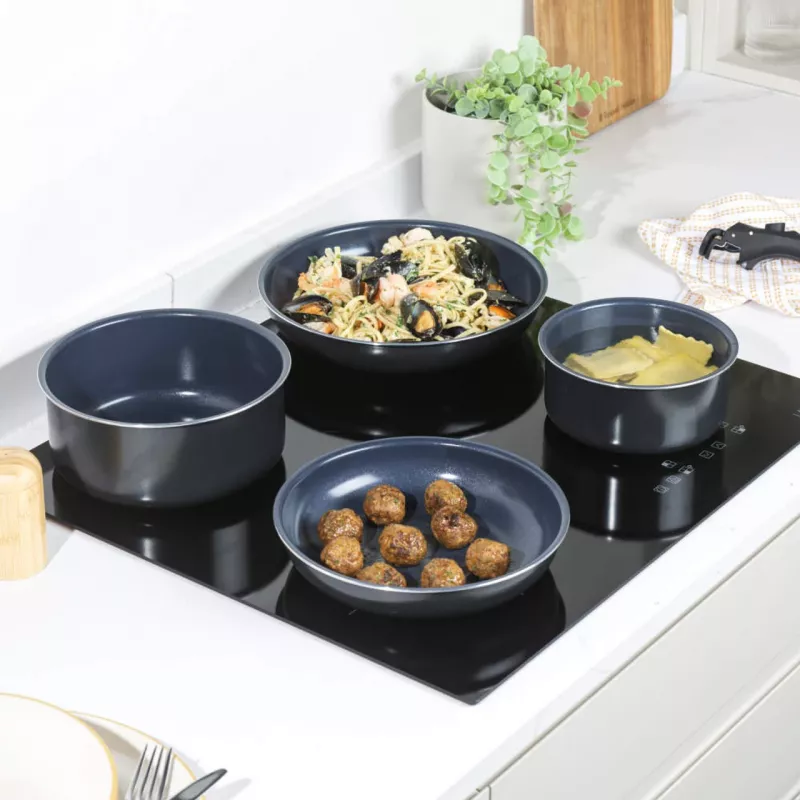 Pannikomplekt Russell Hobbs RH03319EU7, 5-osalised mittenakkuvad pannid, nõudepesumasinakindel