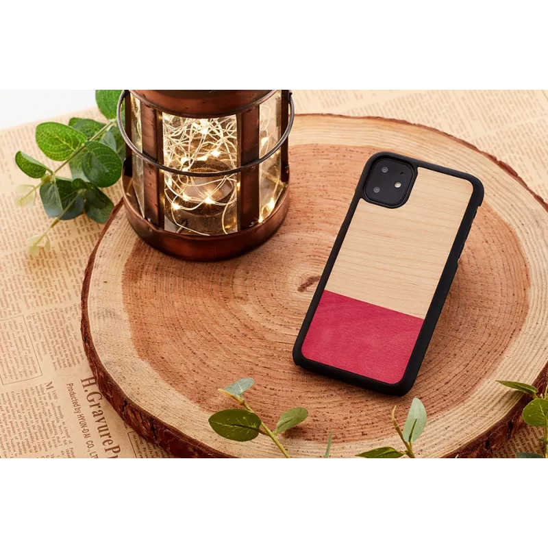 Nutitelefoni ümbris man and wood iPhone 11-le — must, kokkusobimatu disainiga
