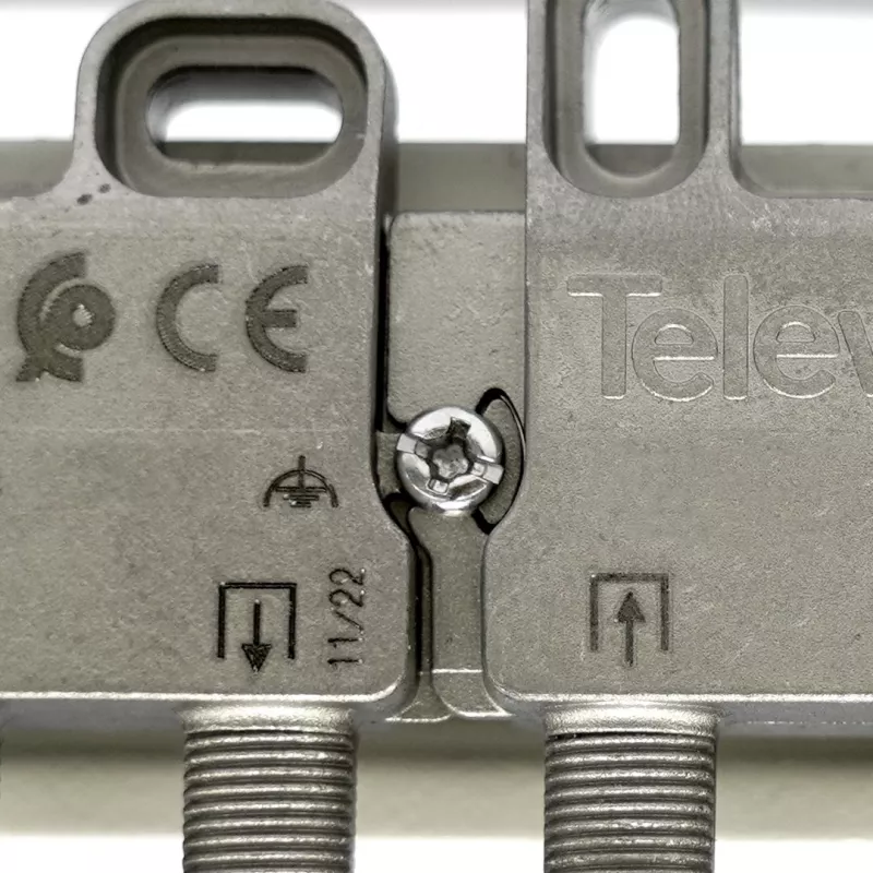 Jaotur Televes 6-suunaline VT612FZ 5–1218 MHz 12 dB