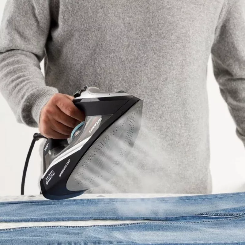 Auru- ja kuivtriikraud Taurus Geyser Eco 3200 W, 220 g/min aurulöök, anodeeritud tallaga, must