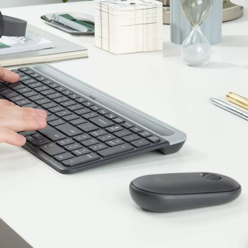 Logitech MK470 õhuke Combo klaviatuuri ja hiire komplekt
