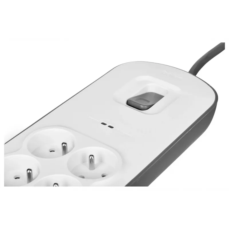 Liigpingekaitse Belkin BSV604ca2m valge 6 vahelduvvoolu pistikupesa 2 m