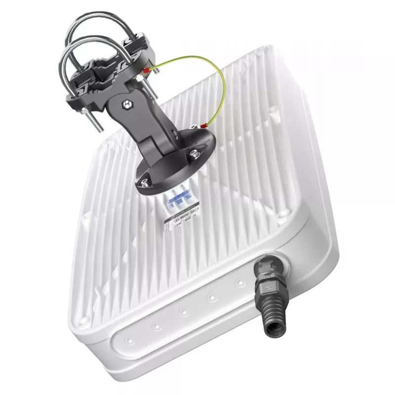 5G antenn QuWireless QuMax Omni A500MO Teltonika TRB500 jaoks