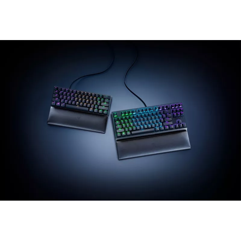 Randmetugi Razer RC21-01710100-R3M1 — kunstnahk, mäluvaht, 356 mm × 8,9 mm, must