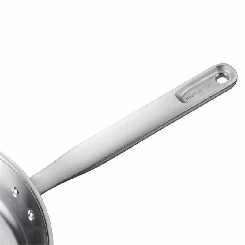 Fiskars All Steel mitmeotstarbeline pann ümmargune