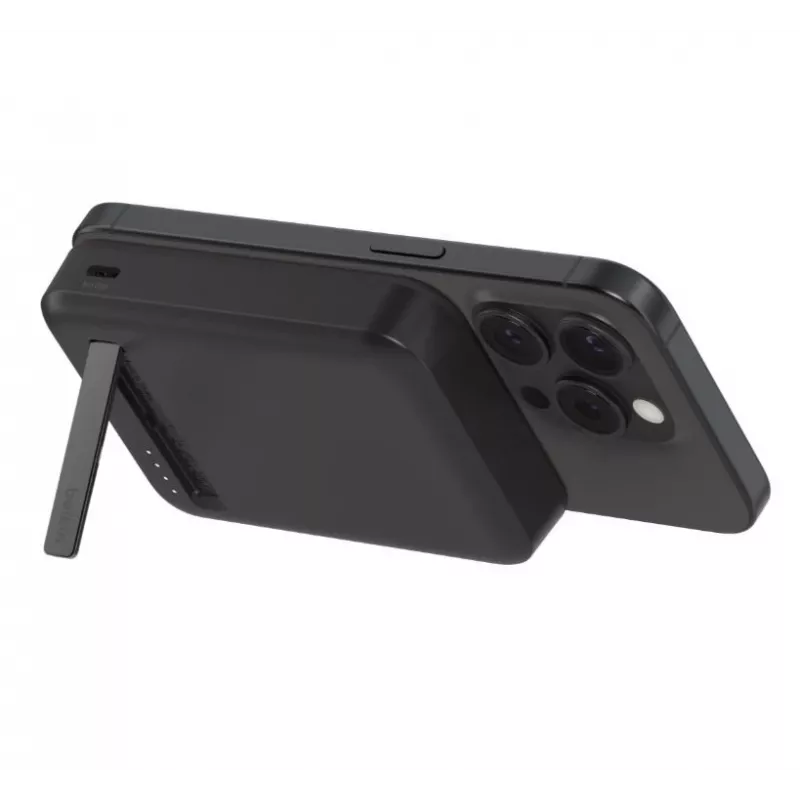 Belkin BoostCharge Pro 8000 mAh juhtmevaba laadimine Must