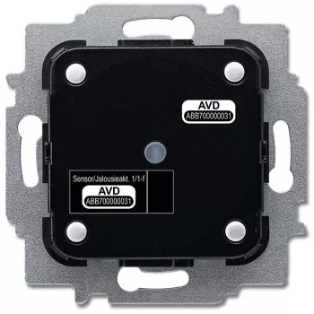 Pistikupesa Busch-Jaeger 2CKA006220A0017 230 V 4 A IP20 must/hall 71x71x45 mm