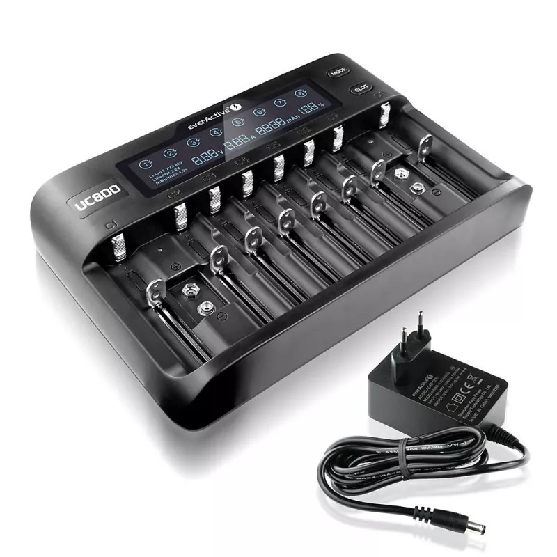 Akulaadija everActive UC-800 AC 12V 3A — LiFePO4/LiPo/NiMH, toetab AA/AAA/9V, kuni 10 akut, 12 V sisend, sisseehitatud ekraan, must