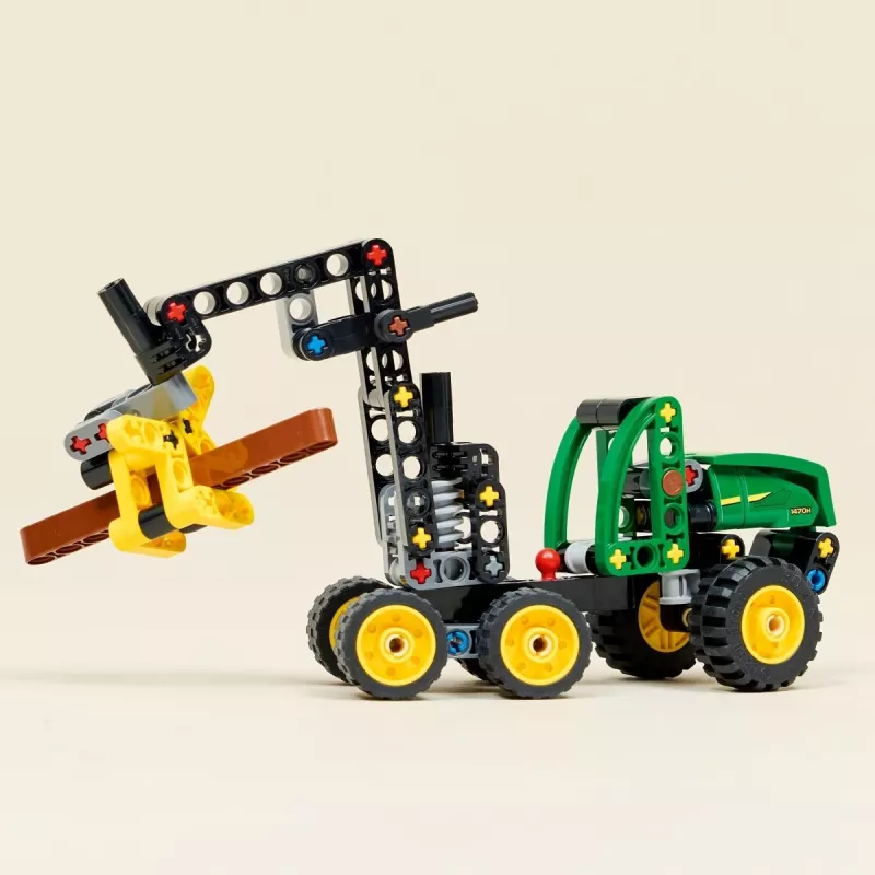 LEGO TECHNIC 42218 John Deere 1470H ratasharvester
