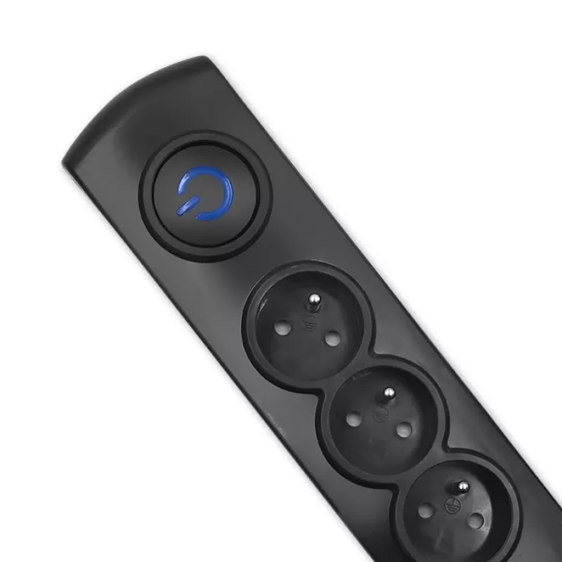 Piksekaitsega pikendusjuhe Qoltec 8 pistikupesa 3,0 m 50114