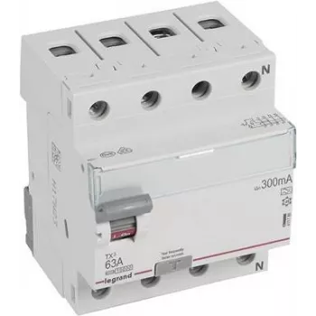 Legrand 411786 kaitselüliti 4