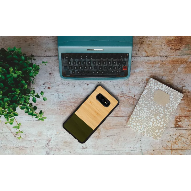 man and wood nutetofonikohver Galaxy S10e bambusmets must