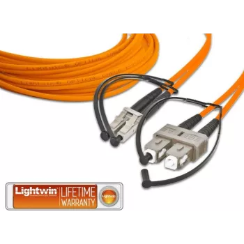 Lightwin Fiiberoptiline LWL ühenduskaabel [1x LC-pistik - 1x SC-pistik] 50/125µ mitmemoodiline OM2 1,00 m Lightwin (LDP-50 LC-SC 1.0)