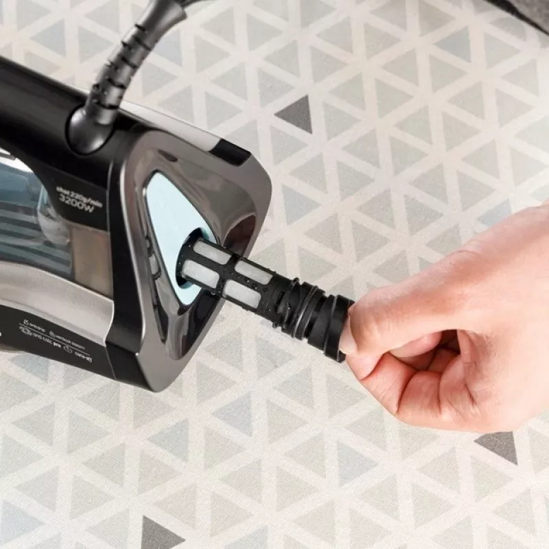 Auru- ja kuivtriikraud Taurus Geyser Eco 3200 W, 220 g/min aurulöök, anodeeritud tallaga, must