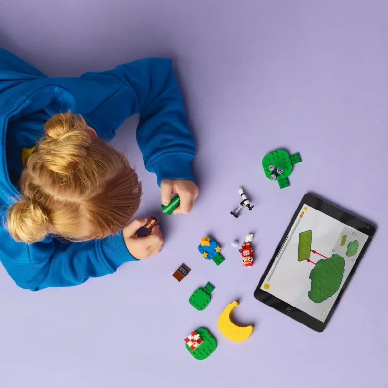 Ehitusmänguasi LEGO Animal Crossing Tähevaatlus Eufemiaga komplekt 77053