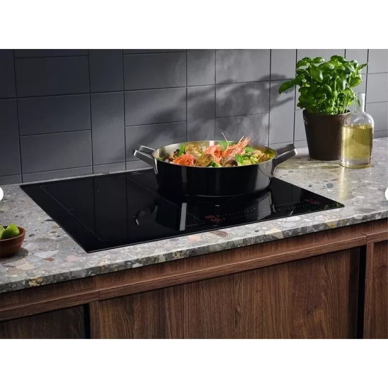 ELECTROLUX induktsioonpliit CIS62450