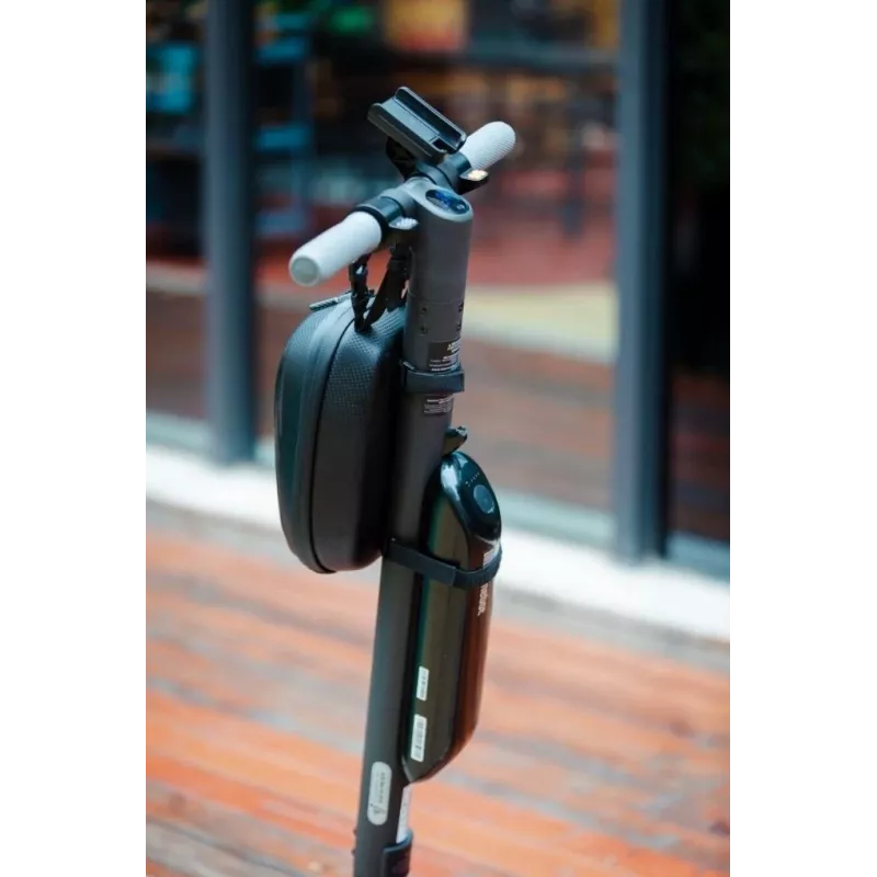 Segway AC.00.0000.38 Toode 4 L Must