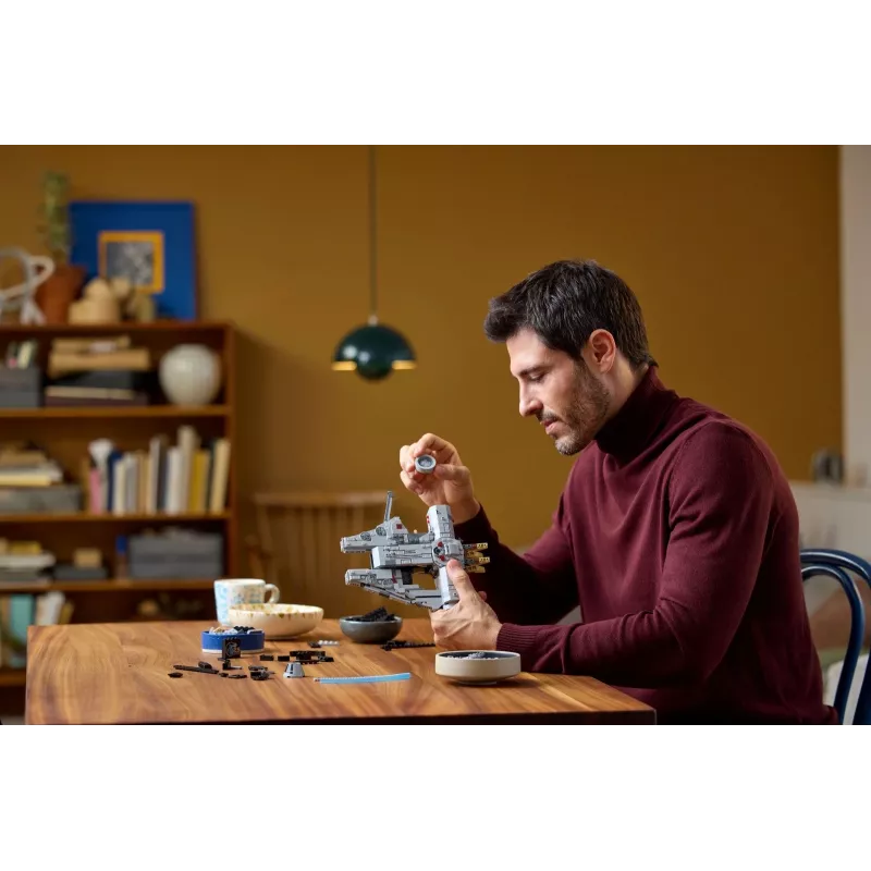 LEGO Star Wars Millennium Falcon 75375 mudelikomplekt — 1351 tk, 18+, 190×240×130 mm