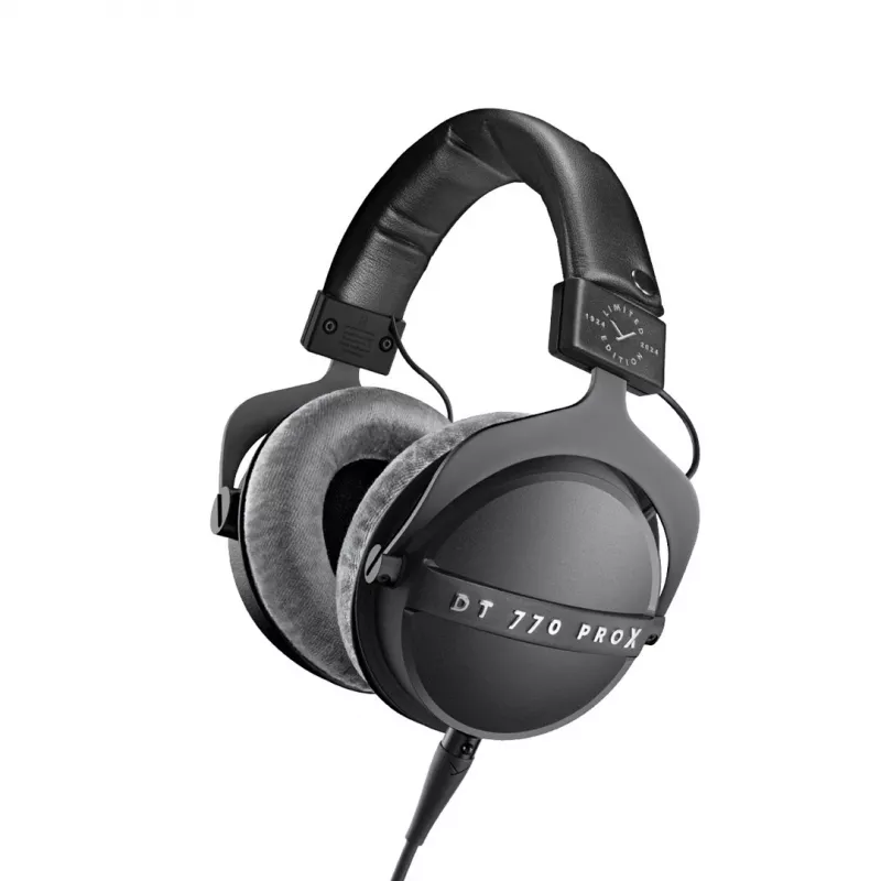 Beyerdynamic DT 770 PRO X Suletud seljaga stuudiokõrvaklapid