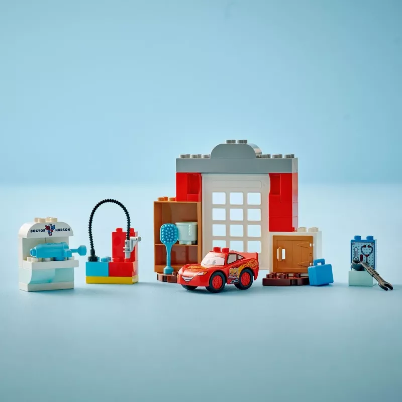 Ehitusmänguasi LEGO DUPLO 10456 Disney McQueeni külastus Doc Hudsoni töökotta — 35 tükki, alates 2. eluaastast, suured klotsid