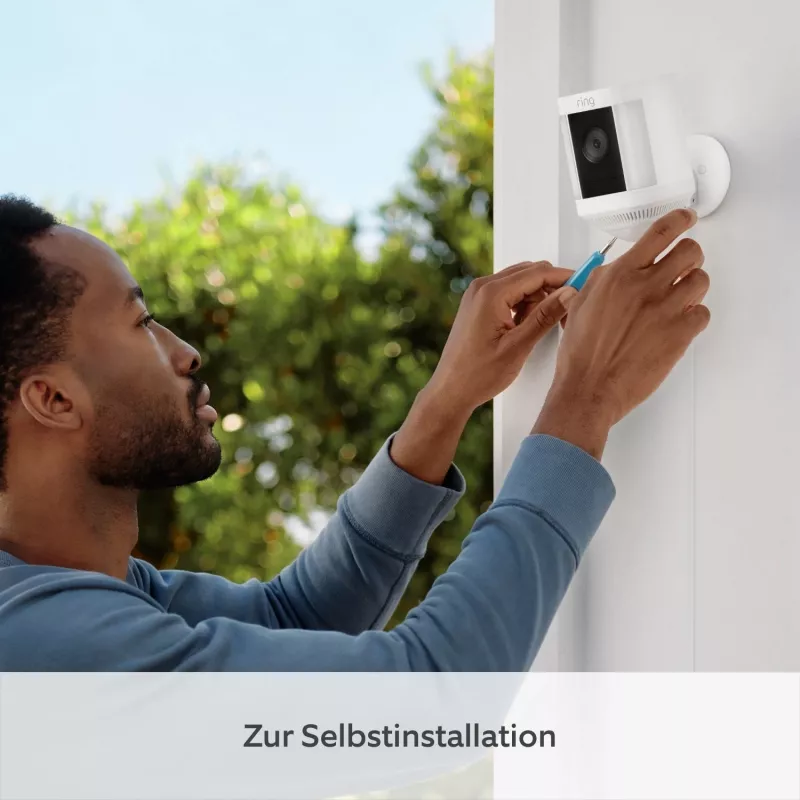 Ring Spotlight Cam Plus Plug-In võrguseirekaamera, välistingimustesse