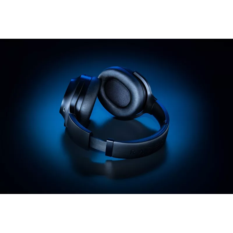 Razer Barracuda Pro Peakomplekt Juhtmega ja Juhtmevaba peavõru Mängimine USB Type-C Must