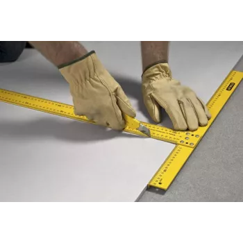 T-ruut Stanley STHT1-05894 122 cm Metall Kollane