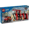 Konstruktsioonimänguasi LEGO City tuletõrjedepoo pöördredeliga sõidukiga 60414 — 843 detaili, 5 minifiguuri, 220×320×140 mm