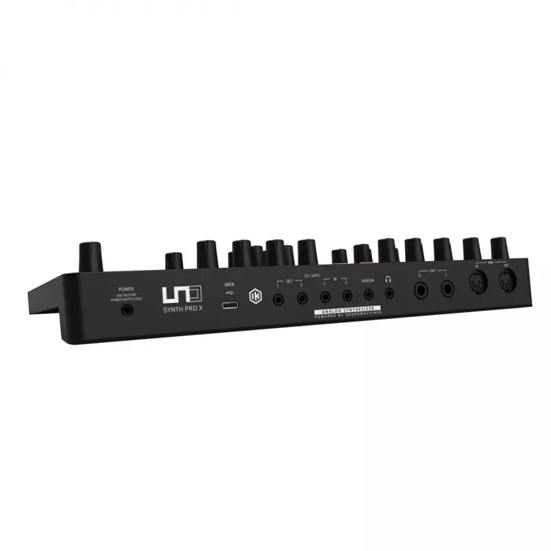 Analoogsüntesaator ik multimedia Uno Synth Pro X — 8-hääleline polüfoonia, lauamoodul