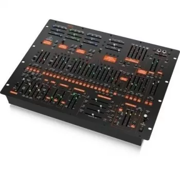 Analoogsüntesaator Behringer 2600 37-klahviga poolmodulaarne – monofooniline, plaasterdatav hääl
