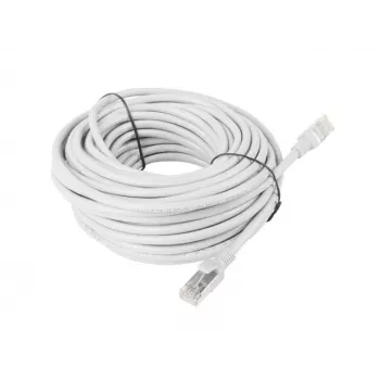 LANBERG võrgukaabel RJ-45 Cat5e PCU5-10CC-3000-S, 30 m, U/UTP, CCA juht, PVC mantel, 26 AWG, valge