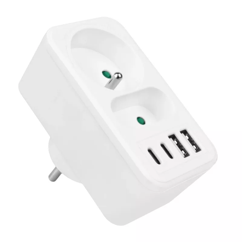Jagaja MACLEAN MCE249 F/W — 2 voolupesa (16 A + 6 A) ja 4 USB-porti (2× A, 2× C PD 20 W)