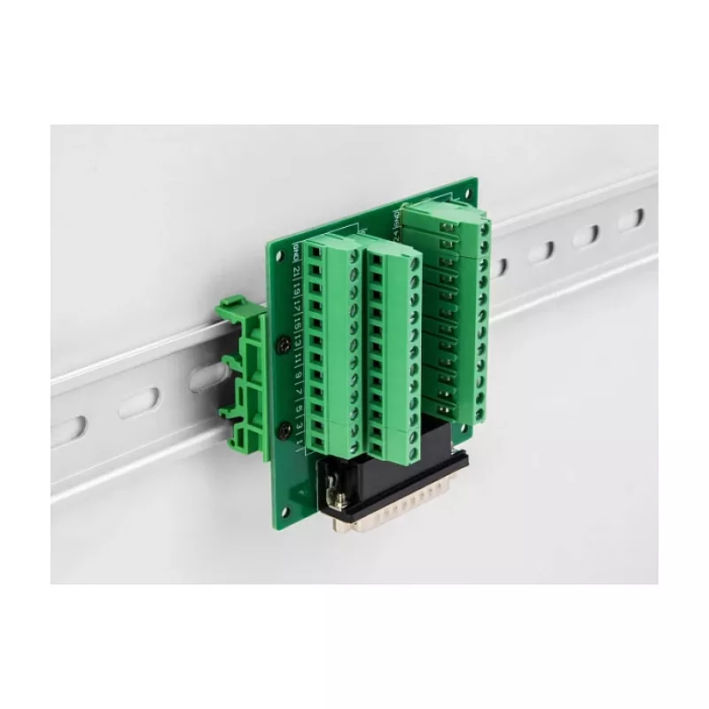 DeLOCK D-Sub HD 44 kontaktiga emane klemmiplokile DIN-liistule 84 mm x 86 mm x 30 mm