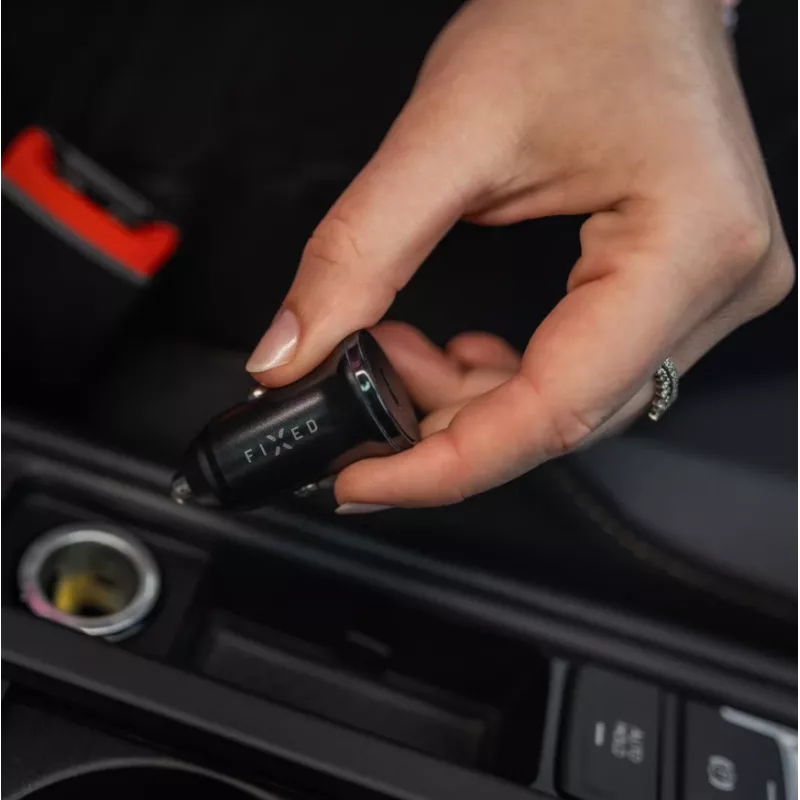 Auto USB-C laadija FIXED FIXCC20N-C-BK 20W, üks USB-C port, kompaktne must 12V pesasse