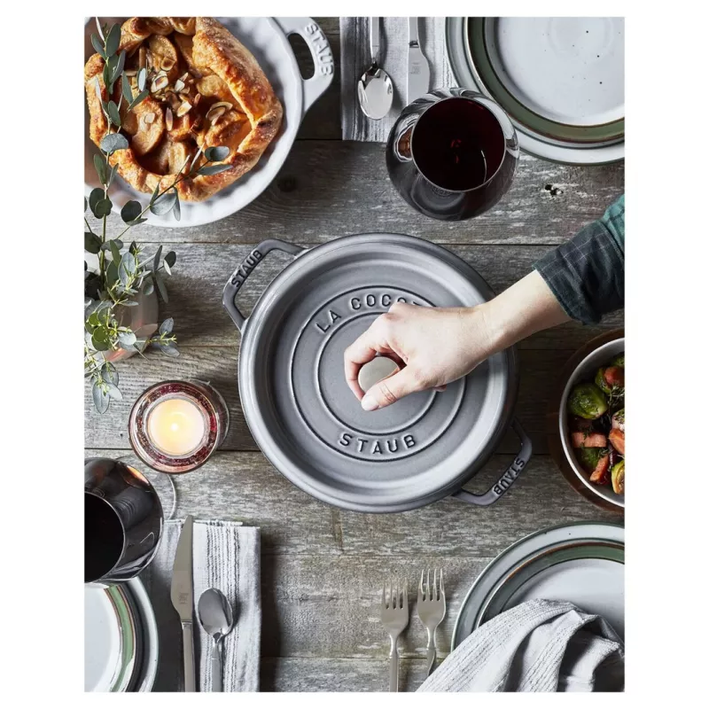 Staub Cocotte 3,8 L ümmargune malmist pajavorm