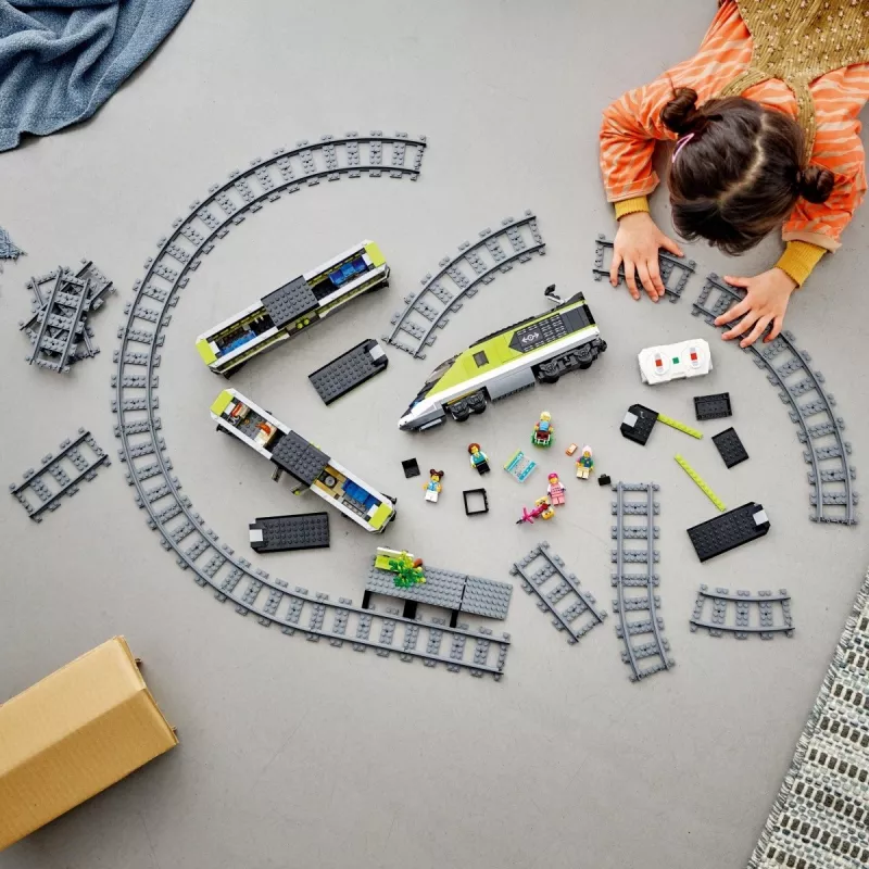 LEGO 60337 City Express reisirongi komplekt – kaugjuhitav mänguasi lastele, poistele ja tüdrukutele, töötavate esitulede, 2 vaguni ja 24 rööpatükiga