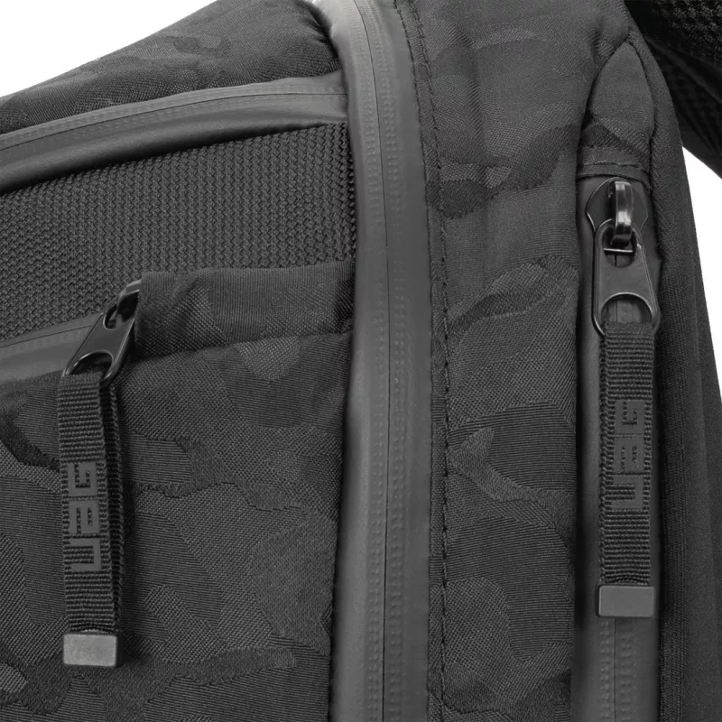 Urban Armor Gear Standard Issue seljakott Must