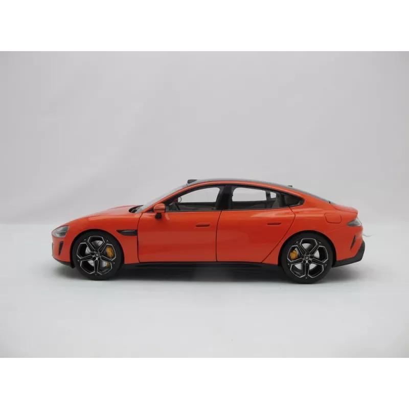Survevalu mudelauto Xiaomi SU7 mõõtkavas 1:18, kokkupandud, L278×S108×K81,5 mm