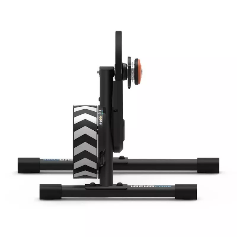 Wahoo KICKR CORE 2 trenažöör (ZWIFT Cog & Click)