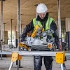 Mitre Saw Stand DeWalt DE7033 — alumiiniumist kokkupandav alus, 4 jalga, pikendatav kuni 2,5 m, kandevõime 227 kg, 16 kg